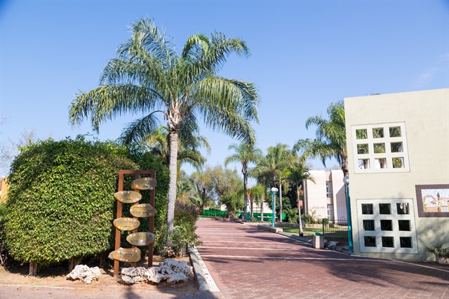 WhatsApp Image 2018-07-03 at 1.55.34 PM (2)_640x426